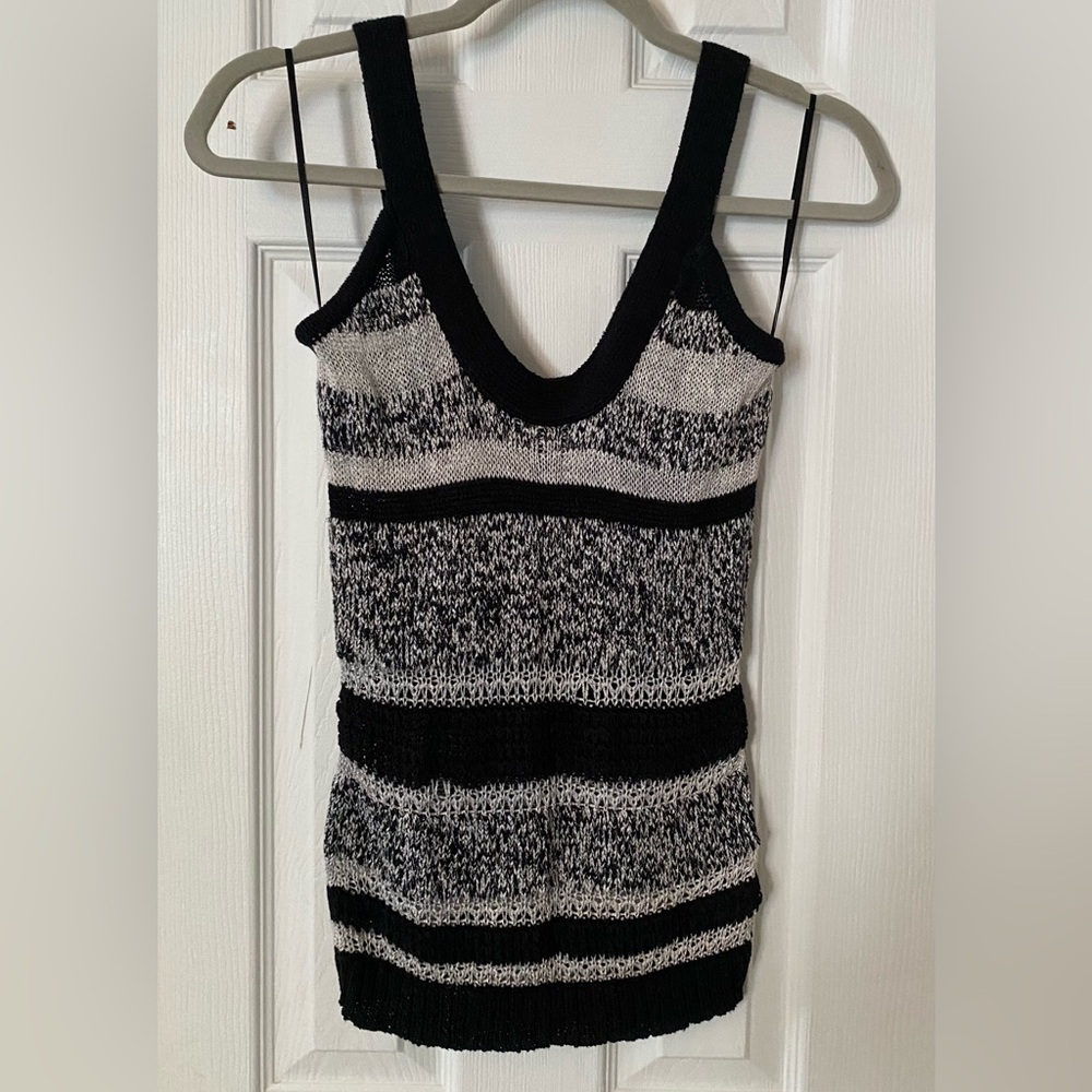 GUESS JEANS black/white women’s top x-small